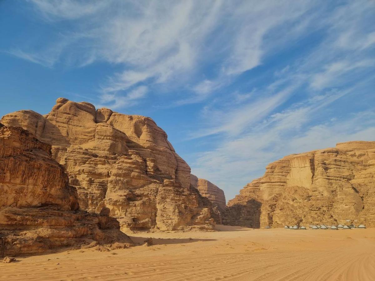 Wadi Rum Oscar Camp Экстерьер фото