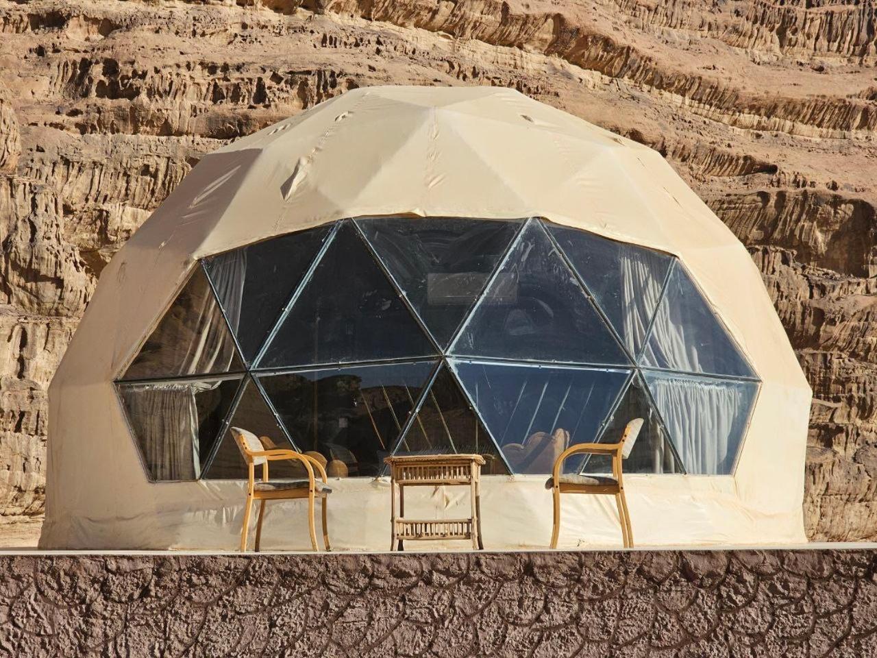 Wadi Rum Oscar Camp Экстерьер фото