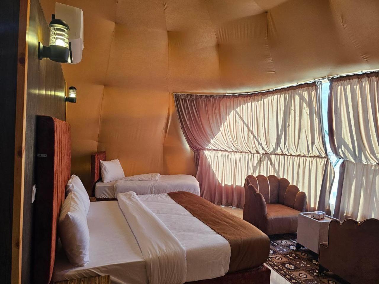 Wadi Rum Oscar Camp Экстерьер фото