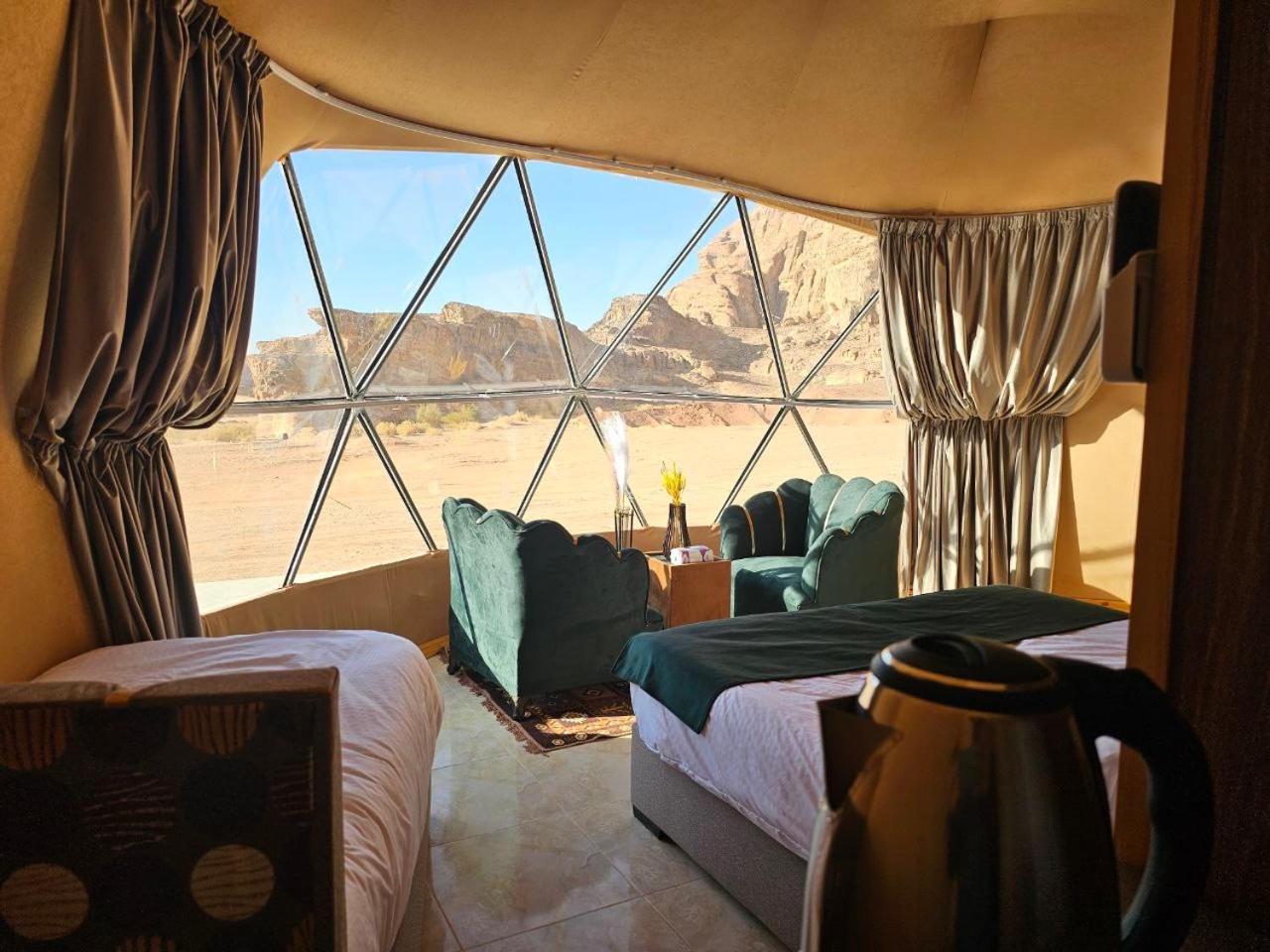 Wadi Rum Oscar Camp Экстерьер фото